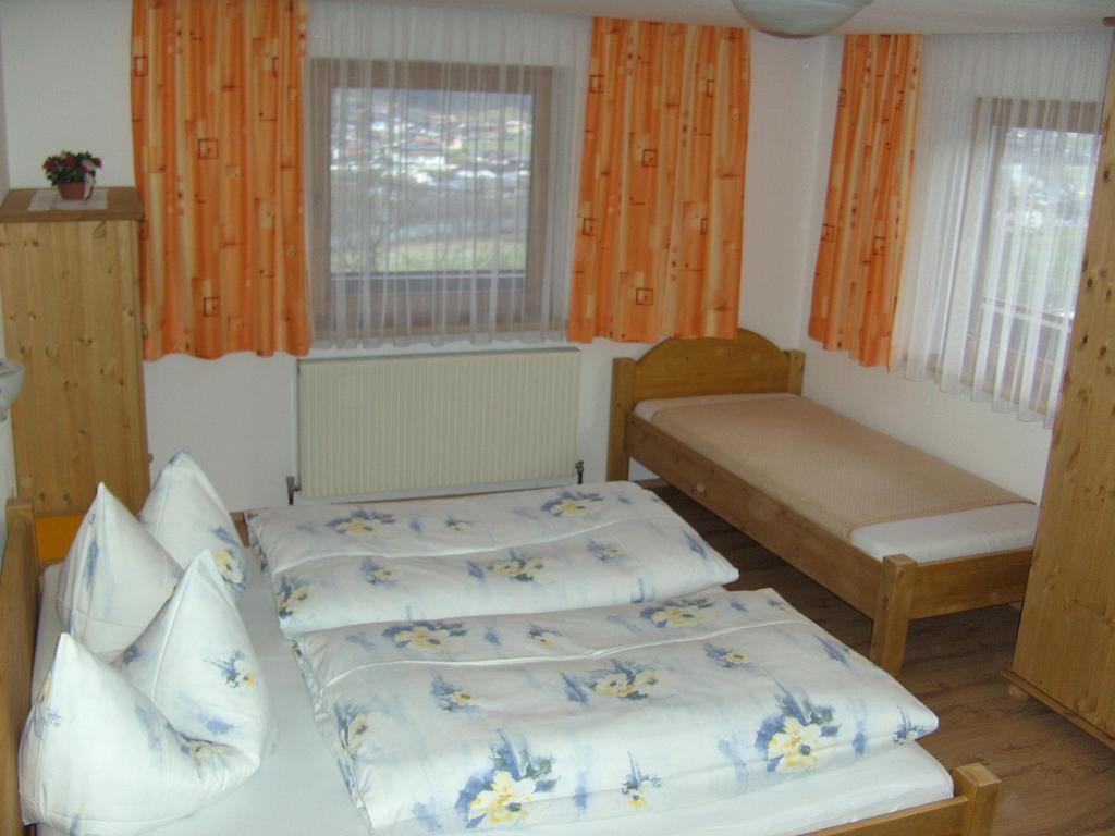 Ferienwohnung Hippach - Monika Sporer Habitación foto